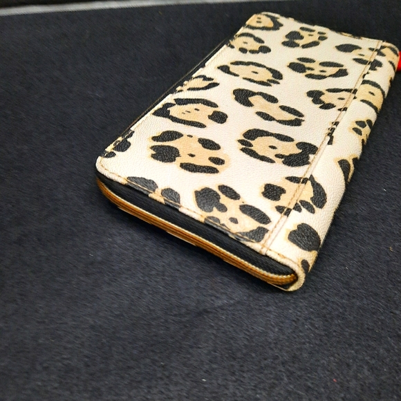 SOLD ON ANOTHER WEBSITE - Picture 7 of 12